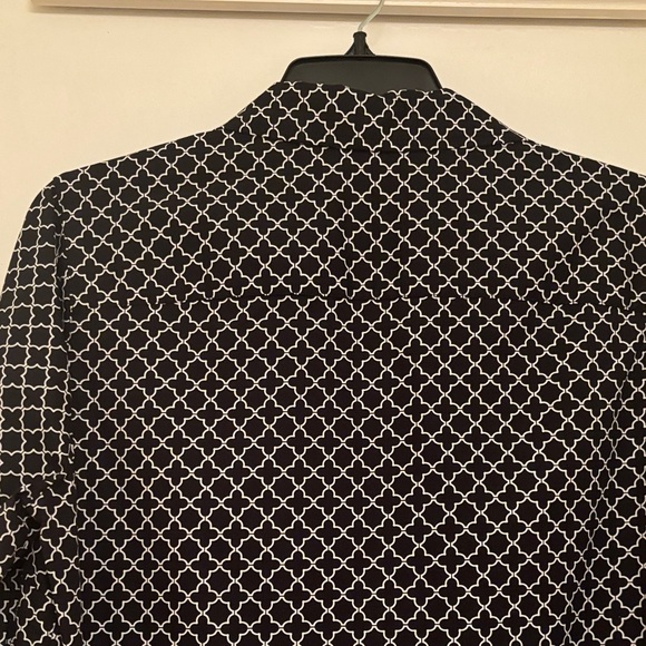 Pappagallo Black and White Geometric Blouse - Picture 2 of 4